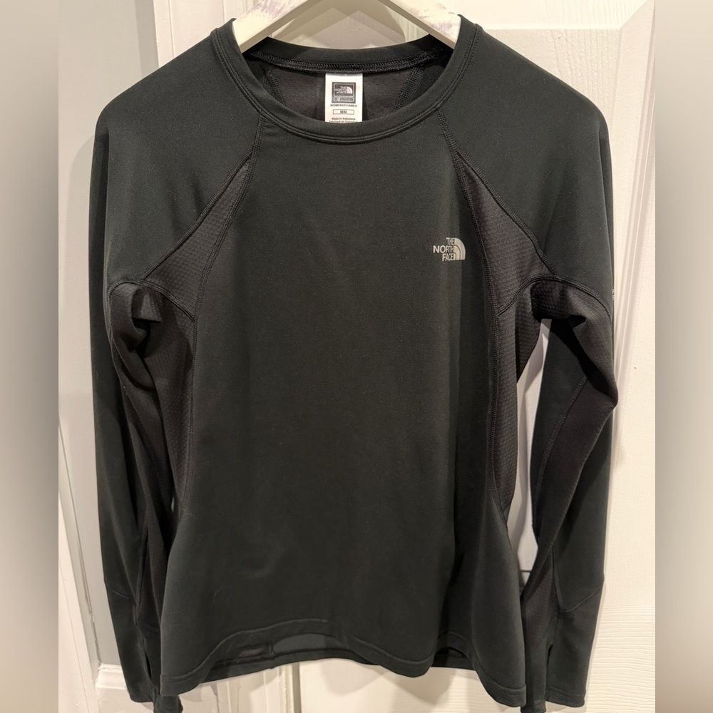 Pre-owned Women's North Face, Black M/M‎ Flight Series long sleeve shirt